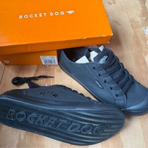 Women’s Rocket Dog Jazzinfa Sneakers Black Size 10